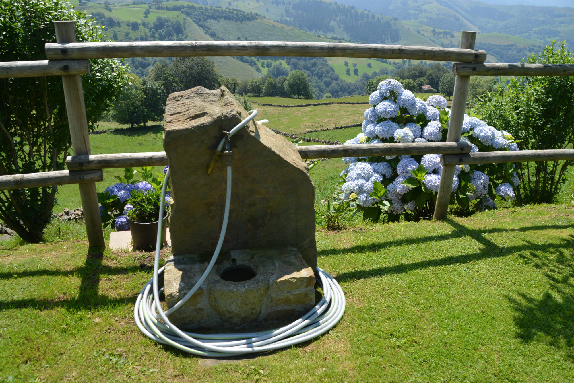 Fuente cabaña Coterón